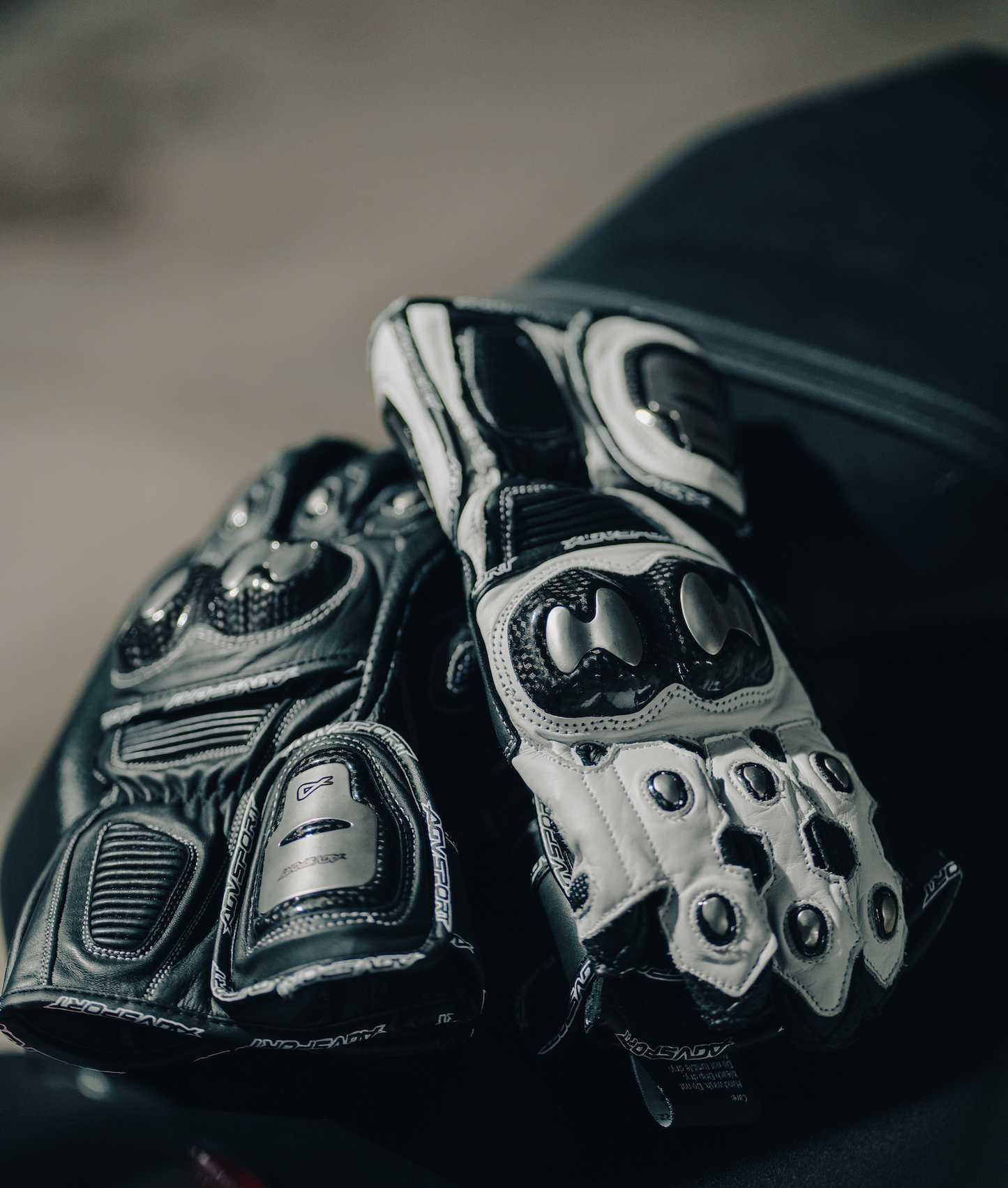 Echelon Plus Racing Glove with Knox Sliders